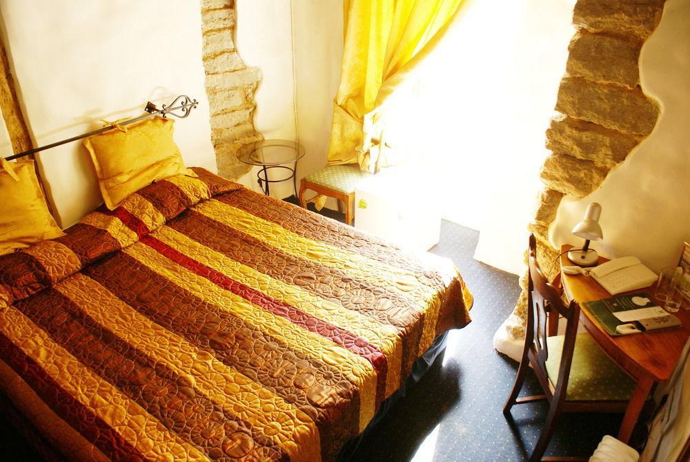 Olevi Residents 3*